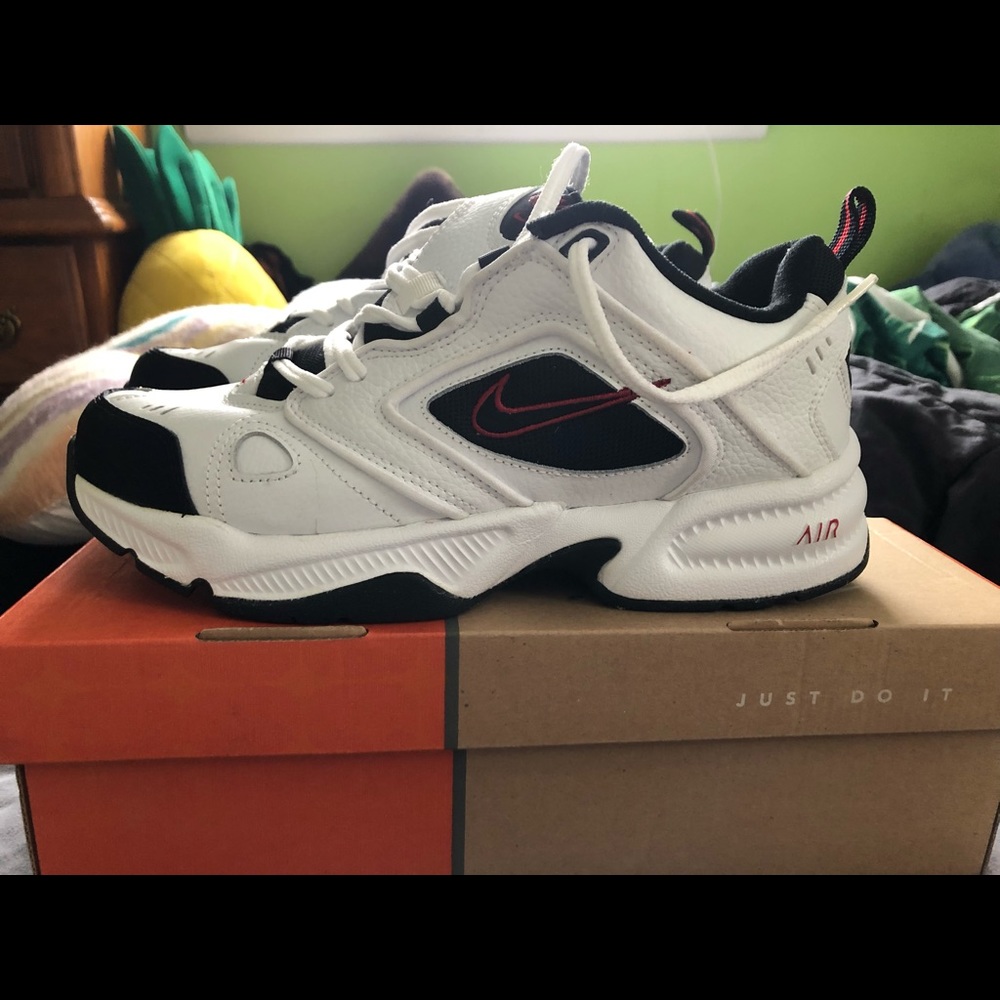 Nike Air Monarch II- Men’s Sneakers NWOT